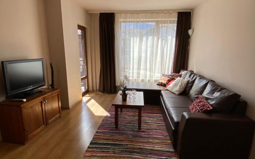 Furnished 2 bed on Adeona