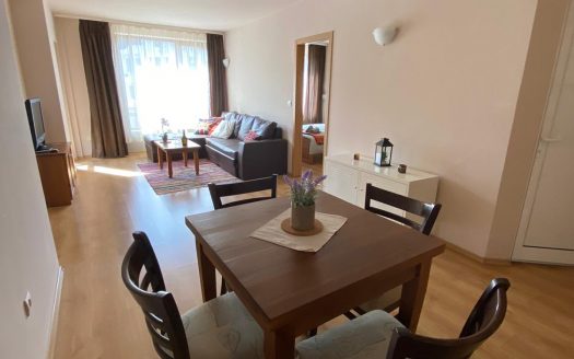 Furnished 2 bed on Adeona