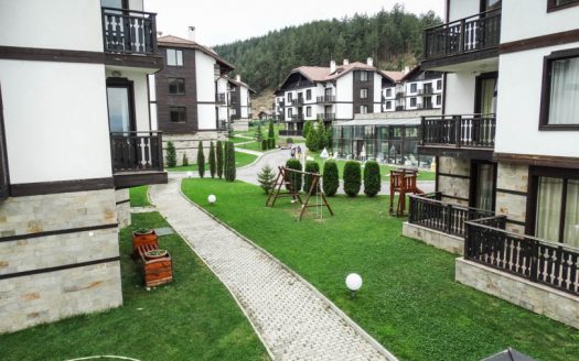 Furnished 1 bed on 3 Mountains