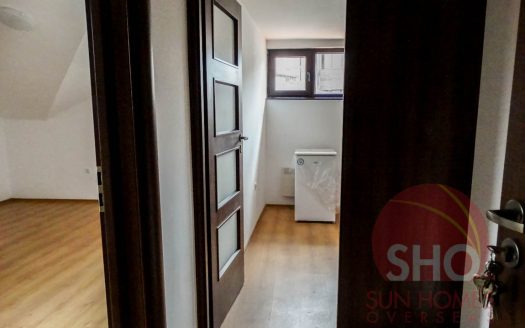 Brand new 1 bed penthouse on Royal Park