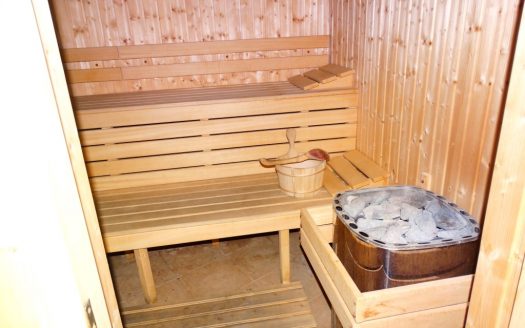 Brand new spacious studio on Comfort