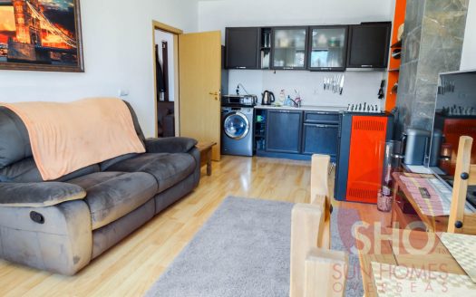 Furnished 2 bed on 3 Mountains
