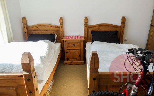 Furnished 2 bed on 3 Mountains