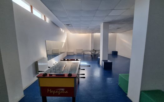 Furnished 1 bed on Top Lodge
