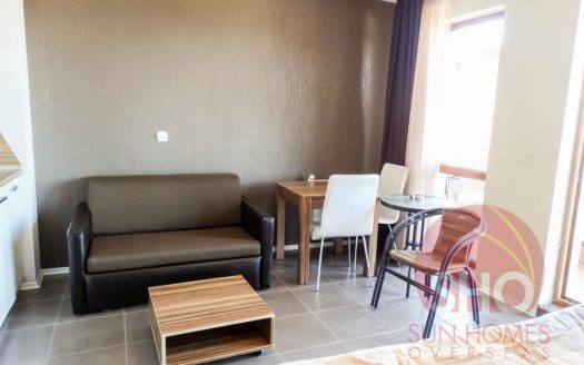 Furnished studio on Green Life