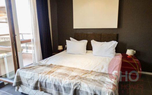Furnished studio on Green Life