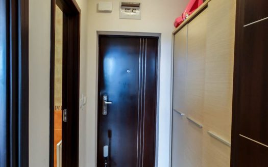 Furnished studio on Alpine Lodge