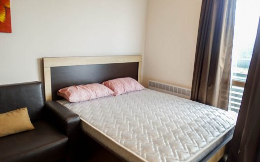 Furnished studio on Alpine Lodge