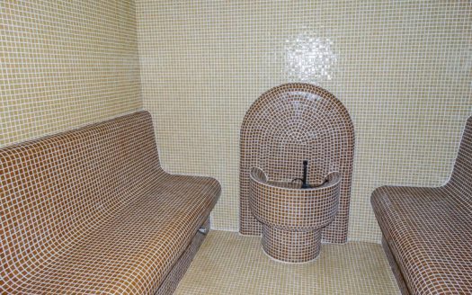Furnished studio on Alpine Lodge
