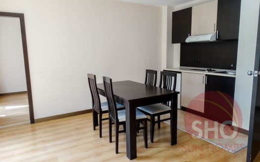Furnished 2 bed on Sunrise