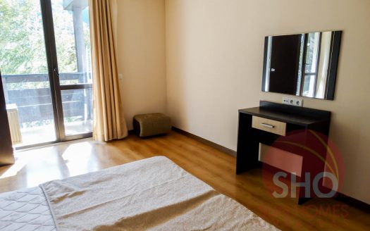 Furnished 2 bed on Sunrise