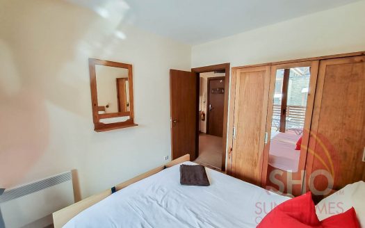 Furnished 1 bed on St Ivan