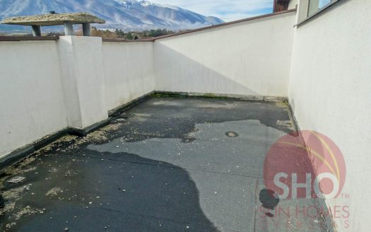 2 bed Penthouse on Aspen Valley