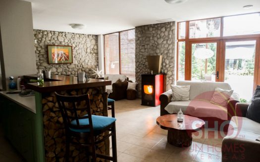 Furnished 2 bed on Mountain Suites
