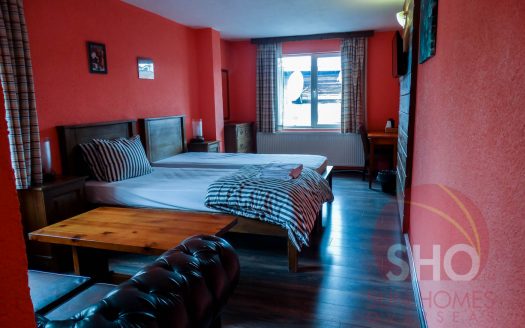 14 Room Hotel in Bansko