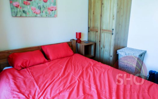 Furnished 1 bed on St Ivan
