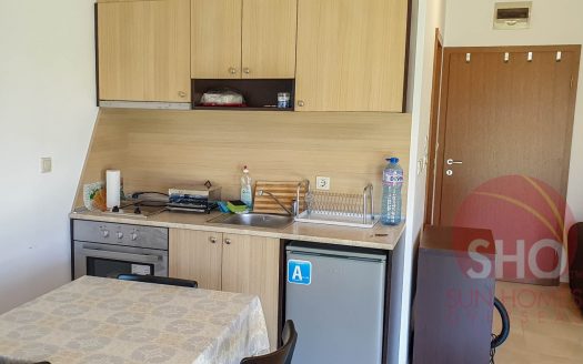 Furnished studio on Aspen Heights
