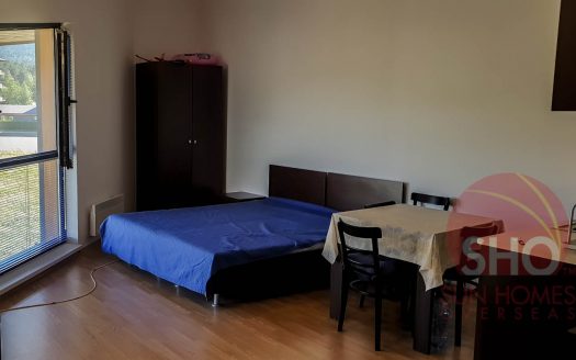 Furnished studio on Aspen Heights