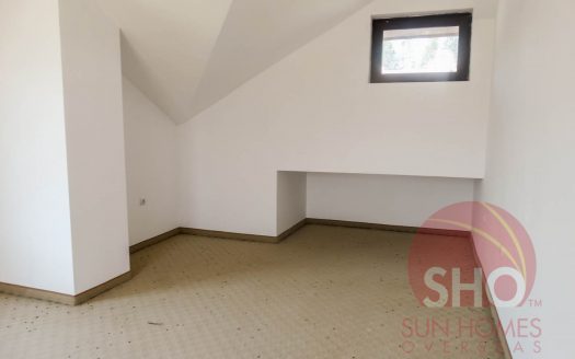 Brand new 2 bed on 3 Mountains