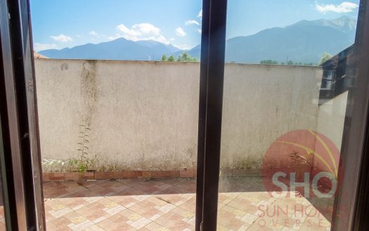 Brand new 2 bed on 3 Mountains