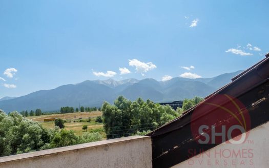 Brand new 2 bed on 3 Mountains