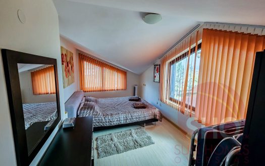Furnished 2 bed on Phoenix II