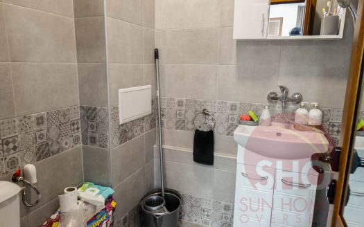 Commercial office space in Razlog