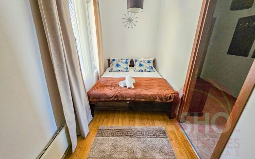 Furnished 1 bed on 3 Mountains