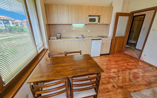 Furnished 2 bed on Sapphire Residence