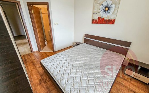 Furnished 2 bed on Sapphire Residence