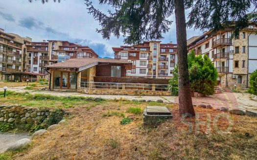 Furnished 2 bed on Sapphire Residence