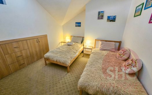 Penthouse 2 bed on 3 Mountains