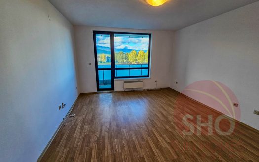 Studio apartment on Aspen Heights