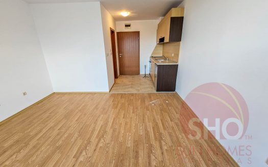 Studio apartment on Aspen Heights