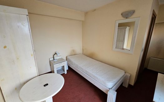 Home Studio on Friends Hotel -Home