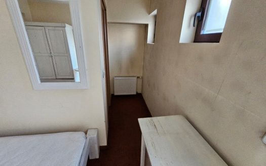 Home Studio on Friends Hotel -Home