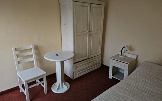 Home Studio on Friends Hotel -Home