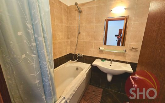 Home Furnished studio on Aspen Heights -Home