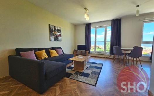 Home Furnished 2 bed on St George’s Palace -Home