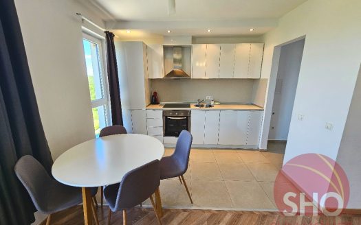 Home Furnished 2 bed on St George’s Palace -Home