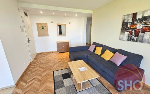 Home Furnished 2 bed on St George’s Palace -Home