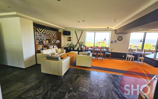 Home Furnished 2 bed on St George’s Palace -Home