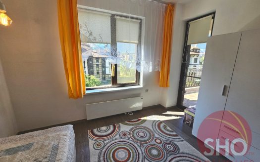 Home Furnished 2 bed on 3 Mountains -Home