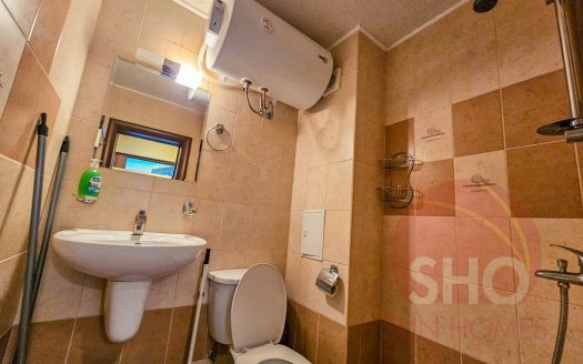 Home Furnished 1 bed on Royal Park -Home