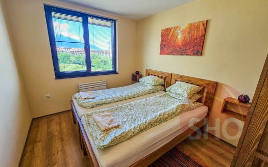 Home Furnished 1 bed on Royal Park -Home