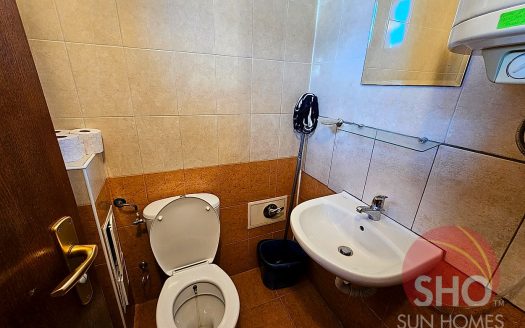 Home Furnished 2 bed on Library -Home