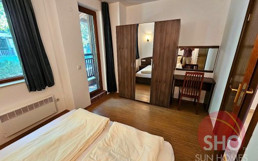 Home Furnished 2 bed on Library -Home