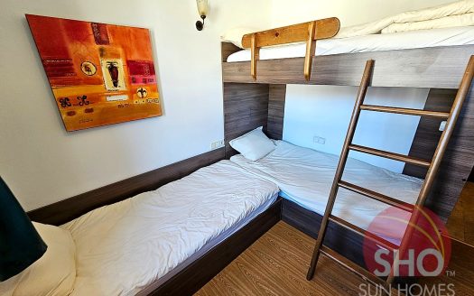 Home Furnished 2 bed on Library -Home