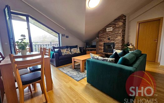 Home Penthouse 2 bed on 3 Mountains -Home