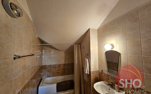 Home Penthouse 2 bed on 3 Mountains -Home